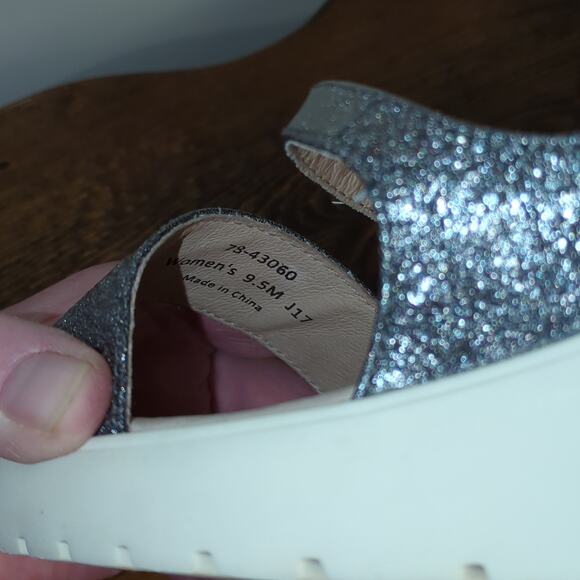 Ladies Johnston & Murphy "Clara" Pewter Leather Sandal 9.5 EUC - Picture 11 of 11